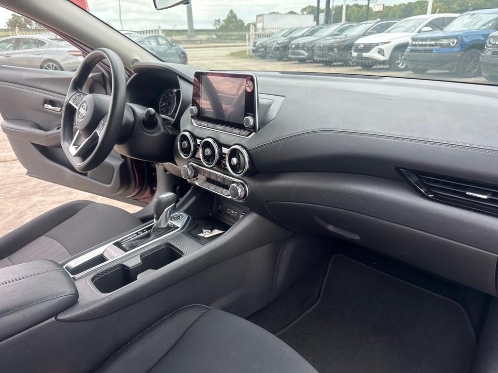 Nissan Sentra photo 23