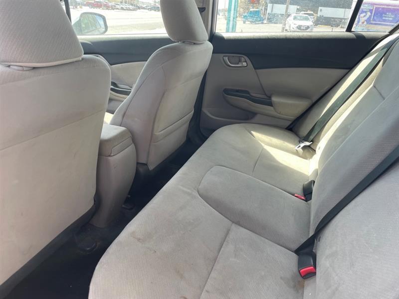 Honda Civic LX Sedan 5-Speed AT 2013