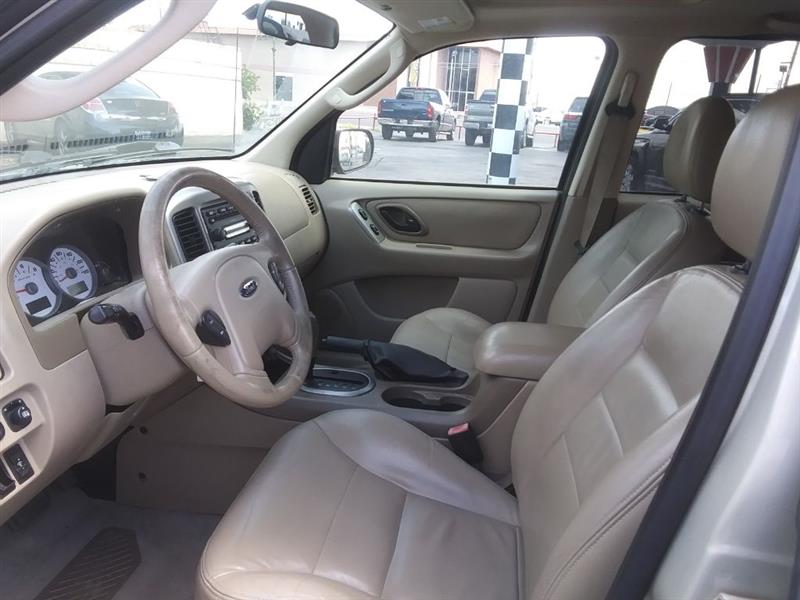 Ford Escape XLT 4WD 2005