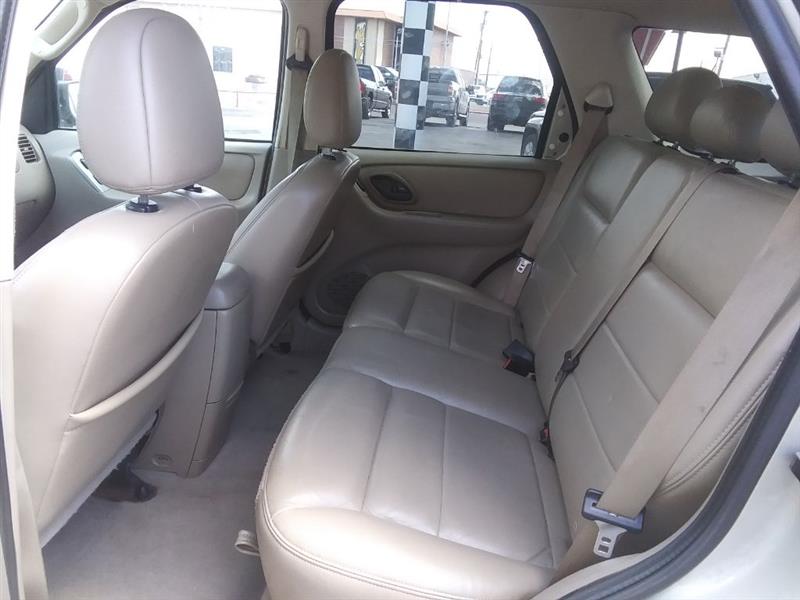 Ford Escape XLT 4WD 2005