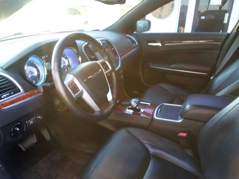 Chrysler 300 RWD 2014