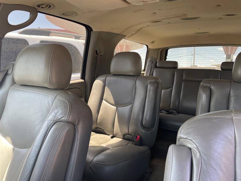 GMC Yukon XL SL 1500 2WD 2006