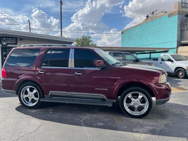 Lincoln Navigator Luxury 4WD 2004