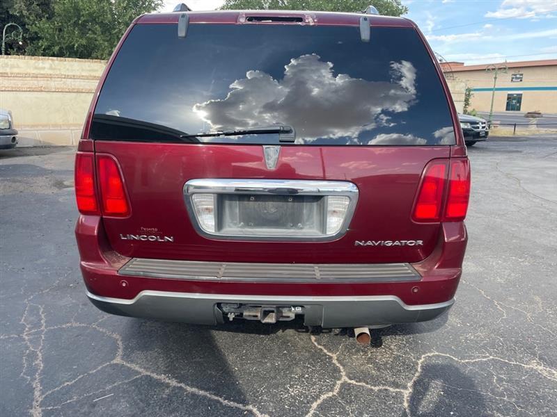 Lincoln Navigator Luxury 4WD 2004