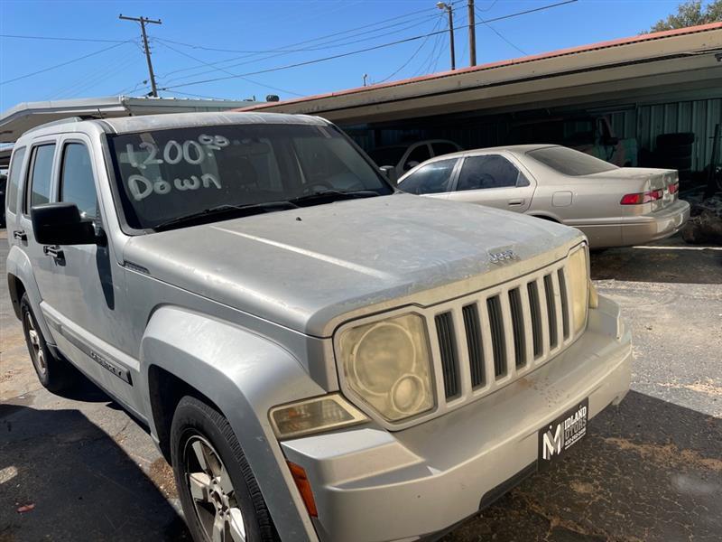 Jeep Liberty Sport 2WD 2012