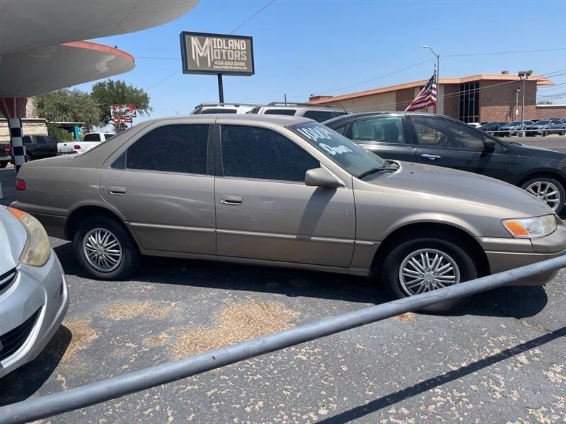 Toyota Camry CE 1999