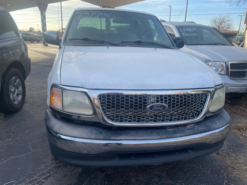 Ford F-150 XLT SuperCrew 2WD 2001