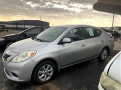 2014 Nissan Versa  2014 Nissan Versa