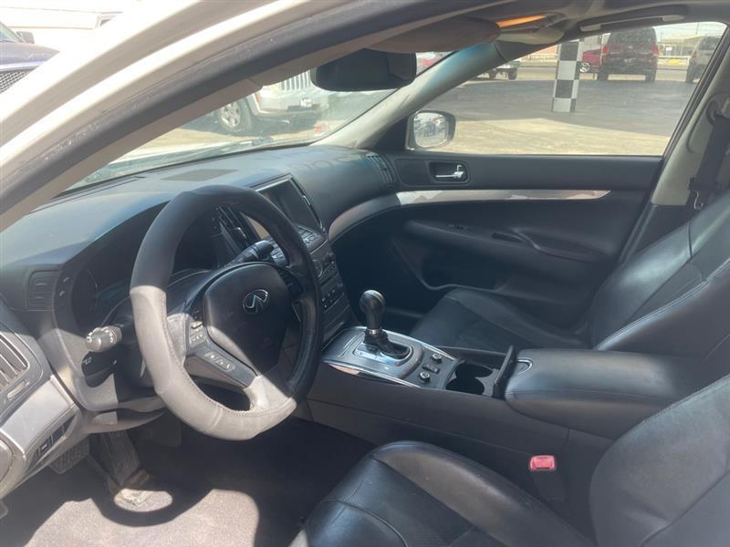 Infiniti Q40 AWD 2015