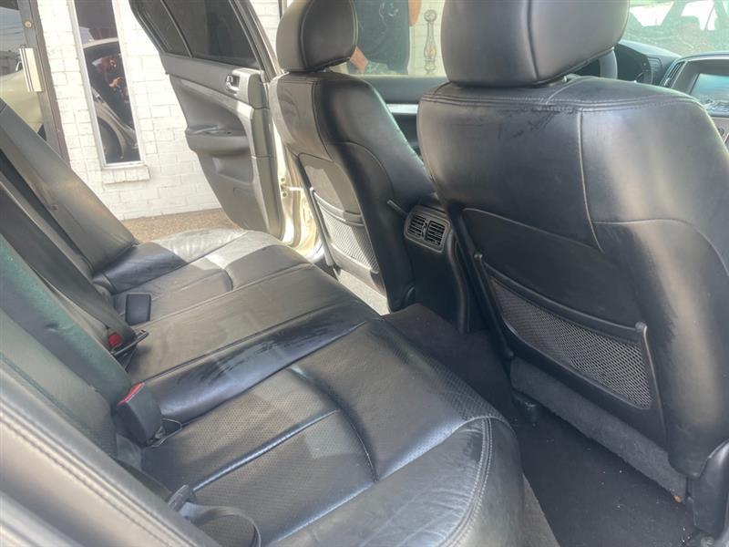 Infiniti Q40 AWD 2015