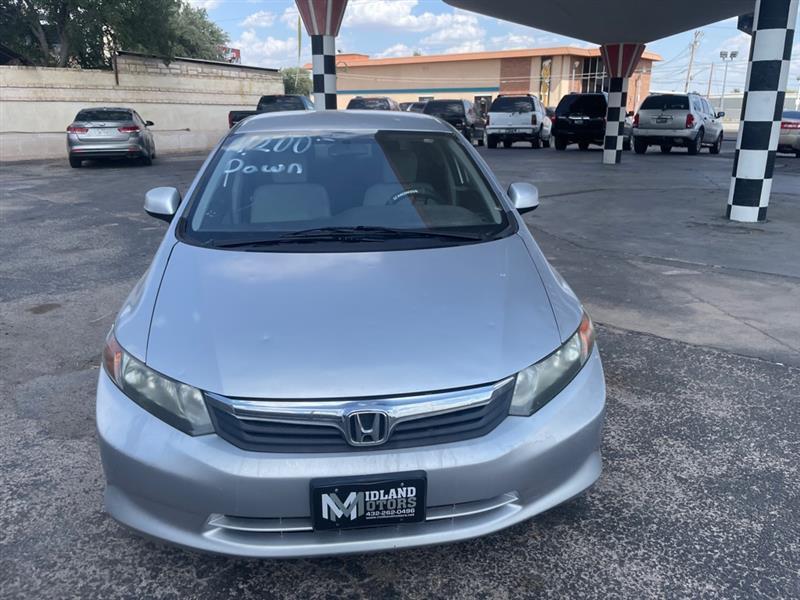 Honda Civic LX Sedan 5-Speed AT 2012