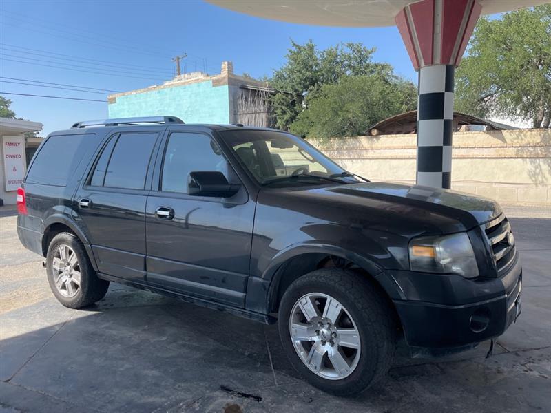 Ford Expedition Limited 2WD 2010