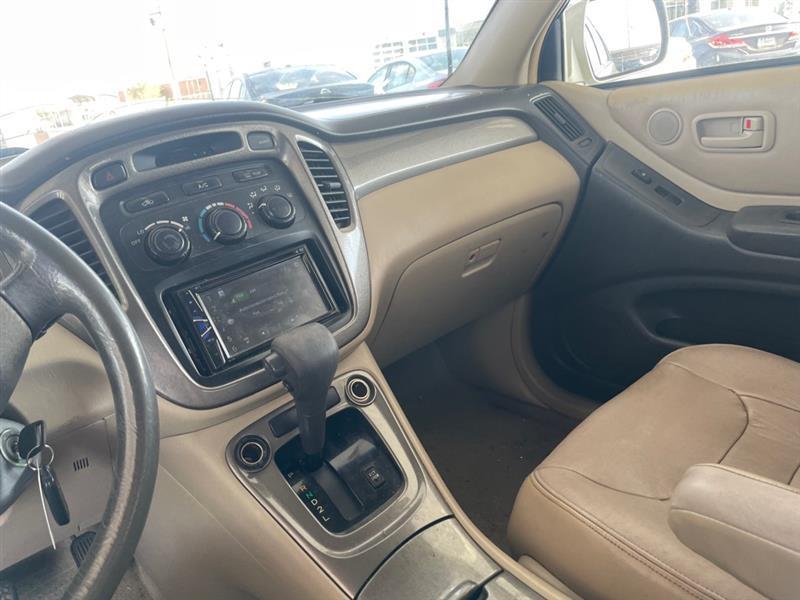 Toyota Highlander 2WD 2003