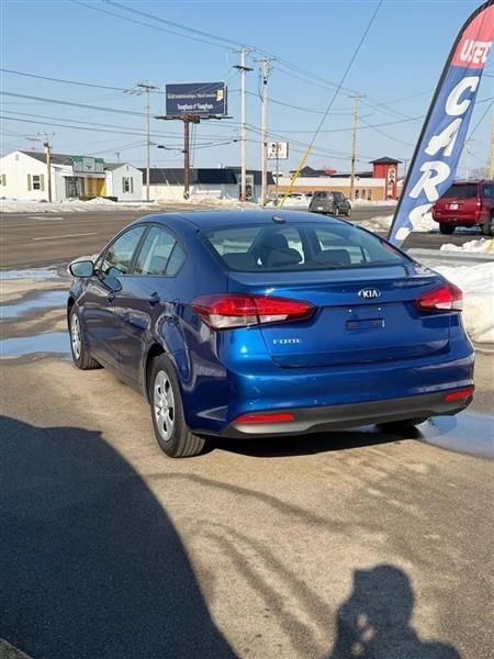 Kia Forte LX 6A 2017