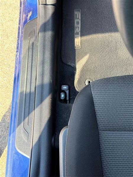Kia Forte LX 6A 2017