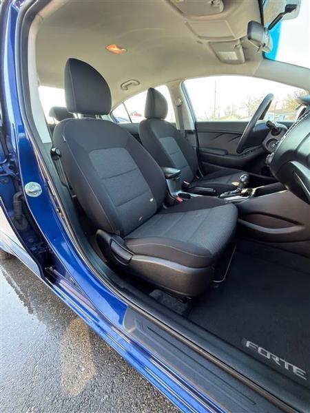 Kia Forte LX 6A 2017