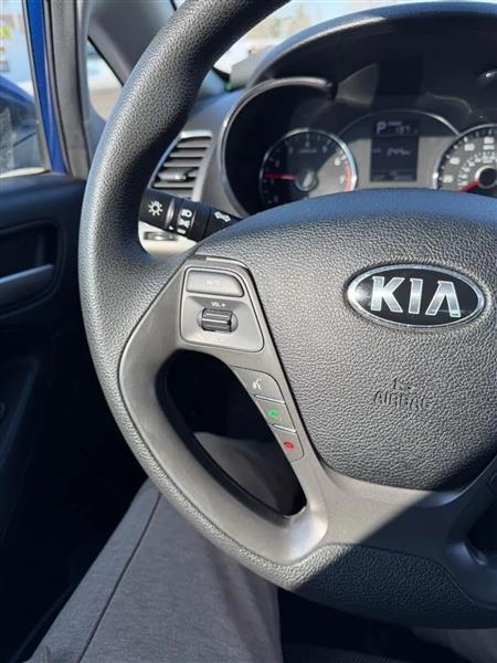 Kia Forte LX 6A 2017