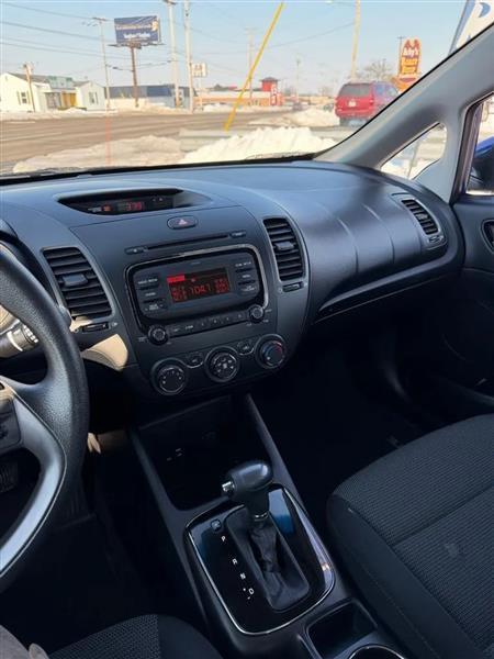 Kia Forte LX 6A 2017