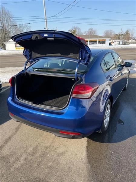 Kia Forte LX 6A 2017