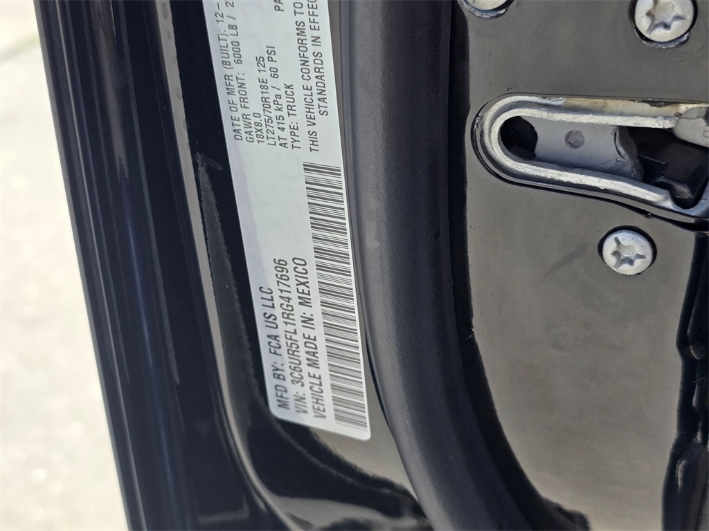 2024 Ram 2500 Laramie photo 2
