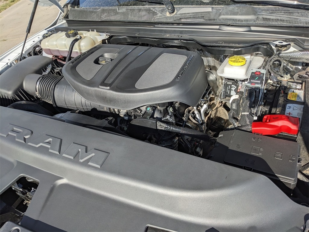 2025 Ram 1500 Laramie photo 2