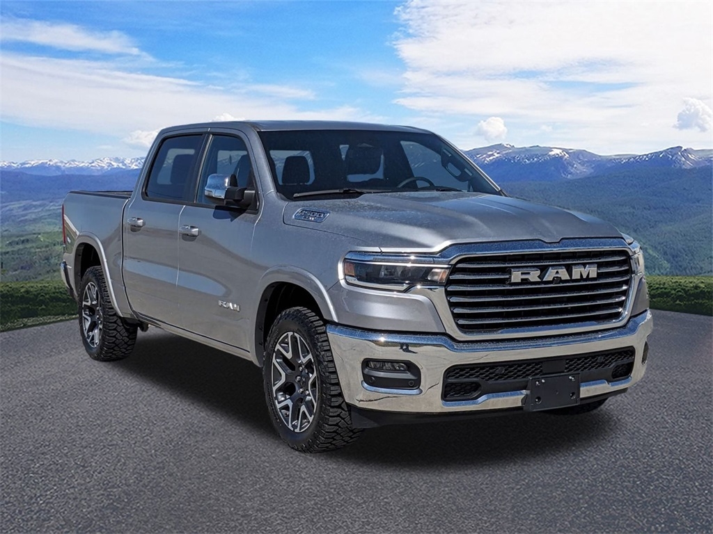 2025 RAM 1500 Laramie Crew Cab SWB 4WD