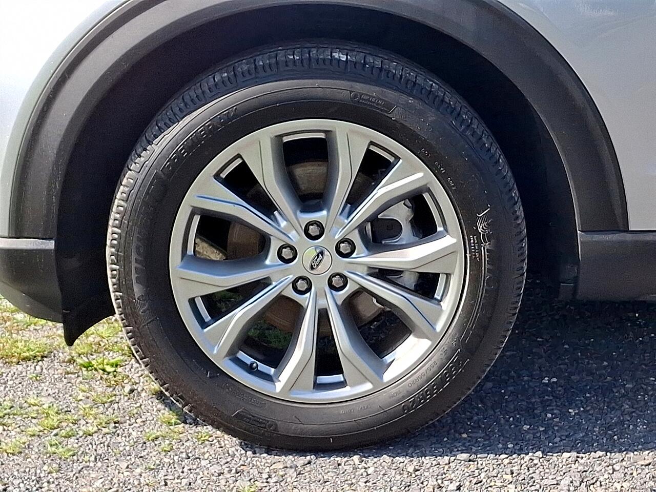 Ford Explorer XLT AWD 2021