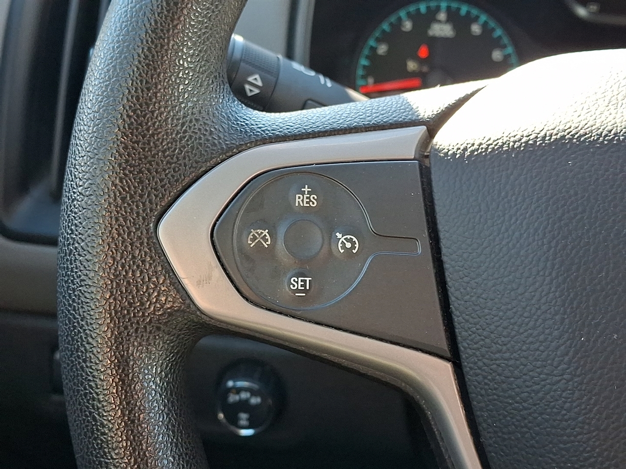 Chevrolet Colorado Work Truck Crew Cab 4WD Long Box 2019