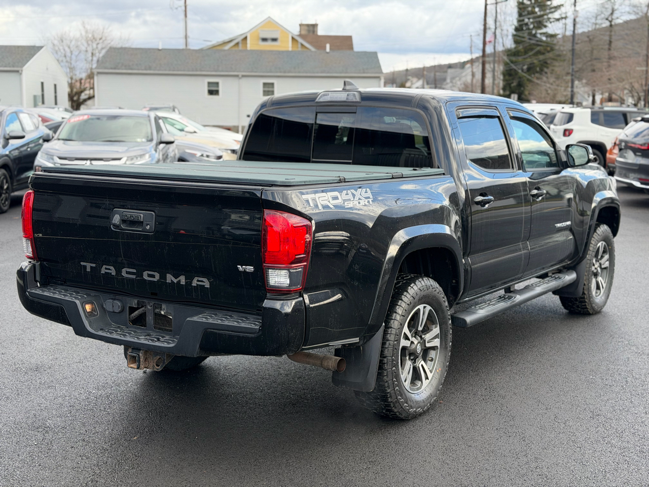 Toyota Tacoma  2018