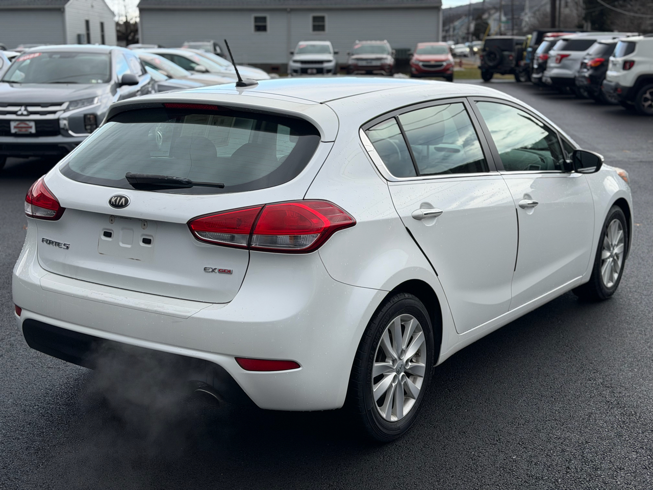 Kia Forte 5-Door  2015