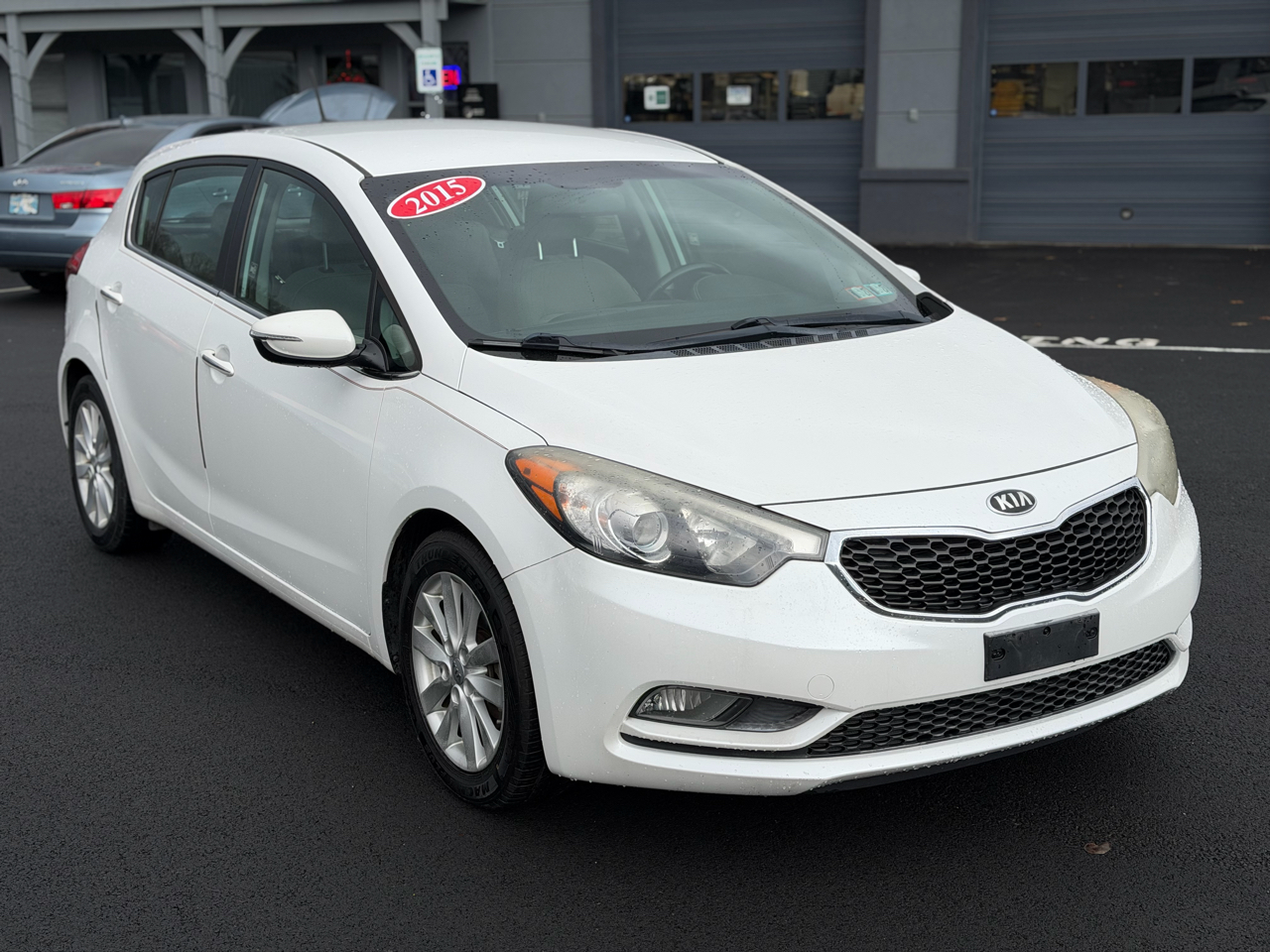 Kia Forte 5-Door  2015