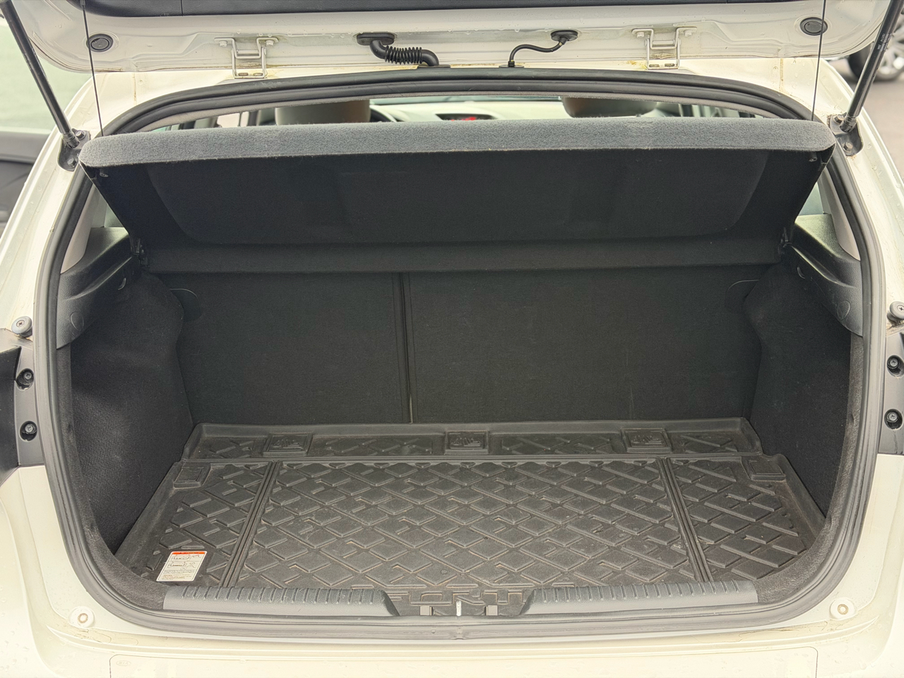 Kia Forte 5-Door  2015