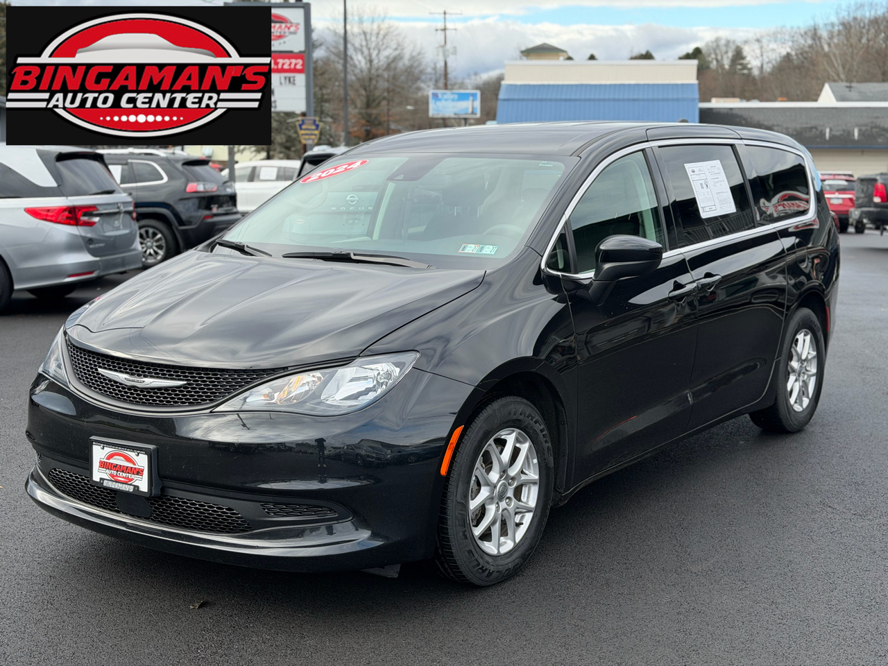 2024 Chrysler Voyager LX
