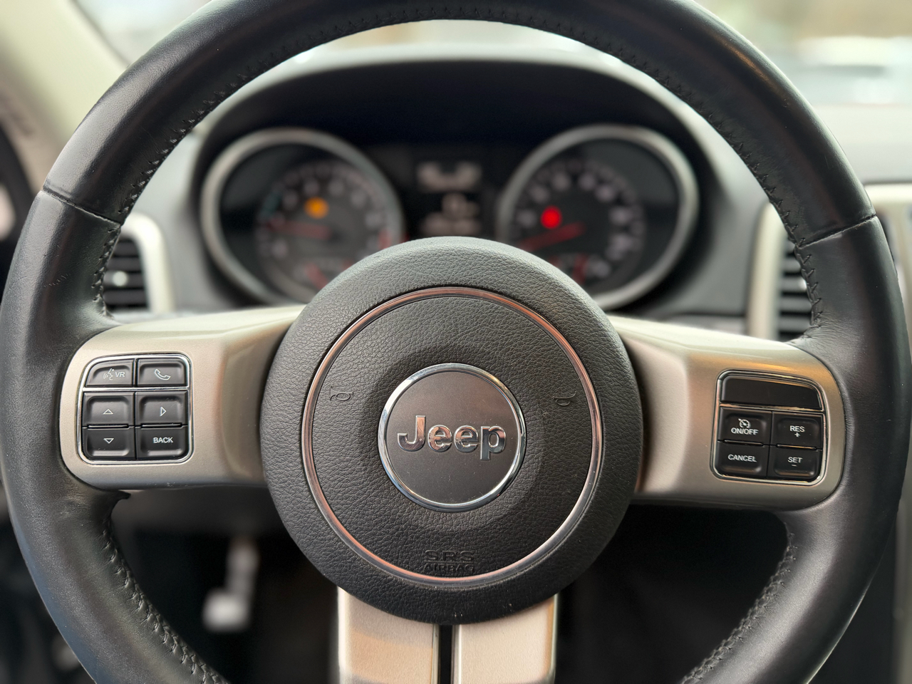 Jeep Grand Cherokee  2012