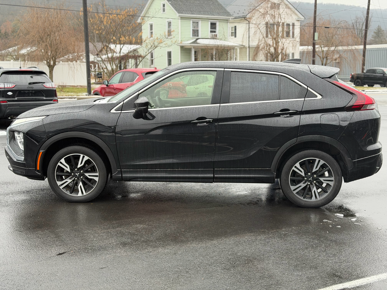 Mitsubishi Eclipse Cross  2024