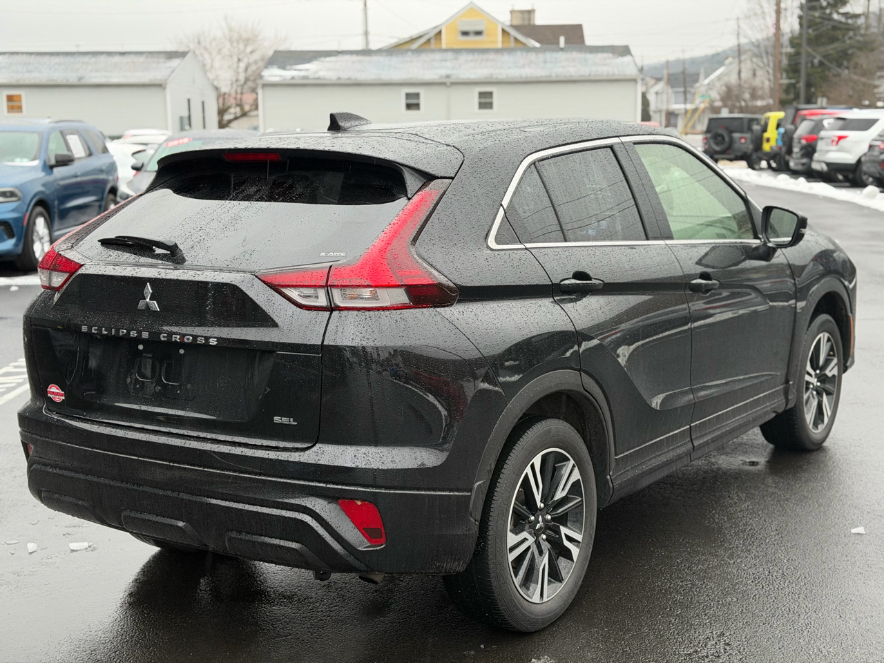 Mitsubishi Eclipse Cross  2024