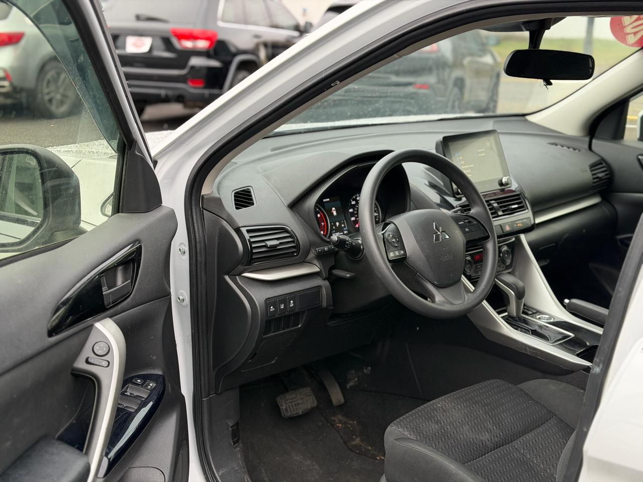 Mitsubishi Eclipse Cross  2023