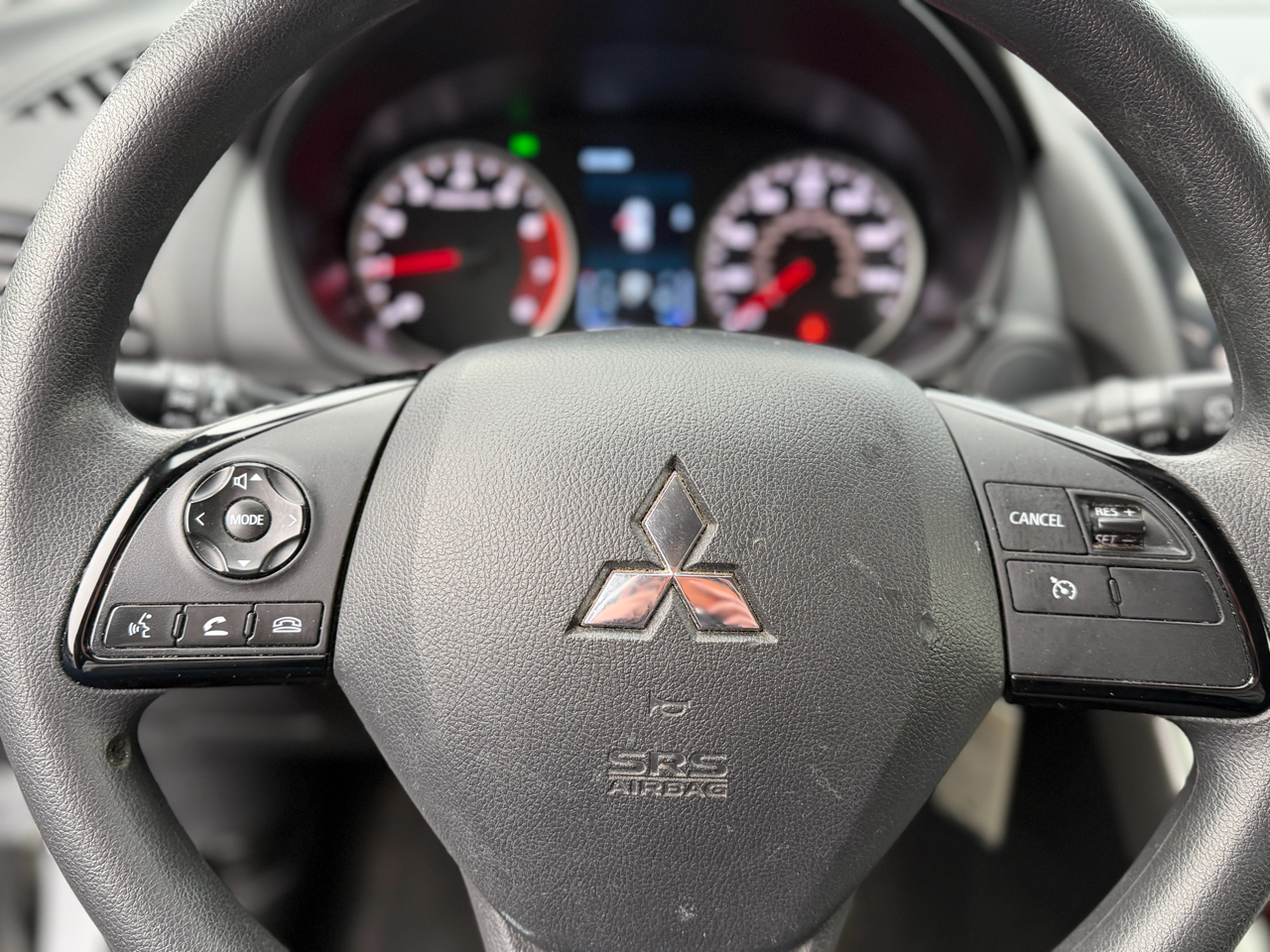 Mitsubishi Eclipse Cross  2023