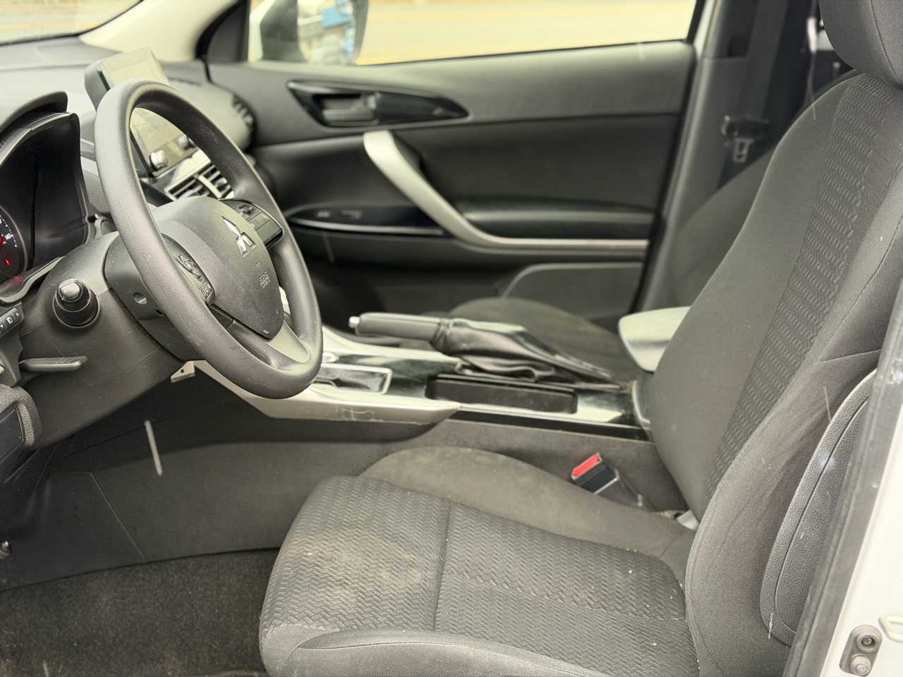 Mitsubishi Eclipse Cross  2023