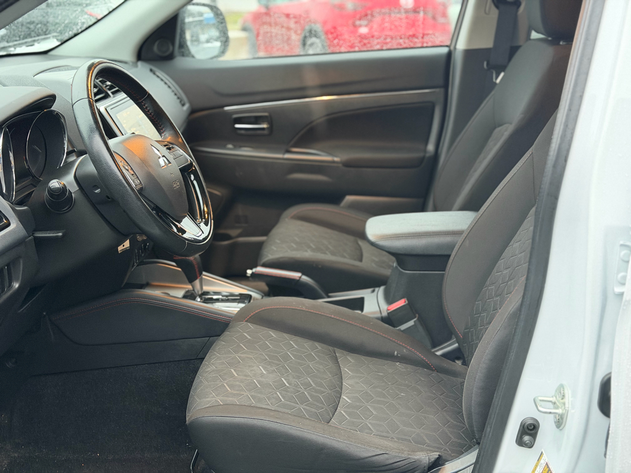 Mitsubishi Outlander Sport  2022