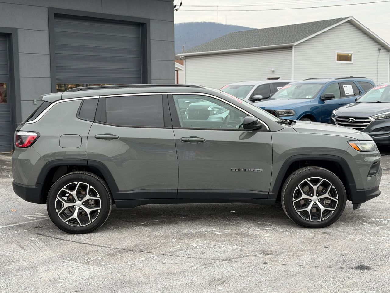 Jeep Compass  2024