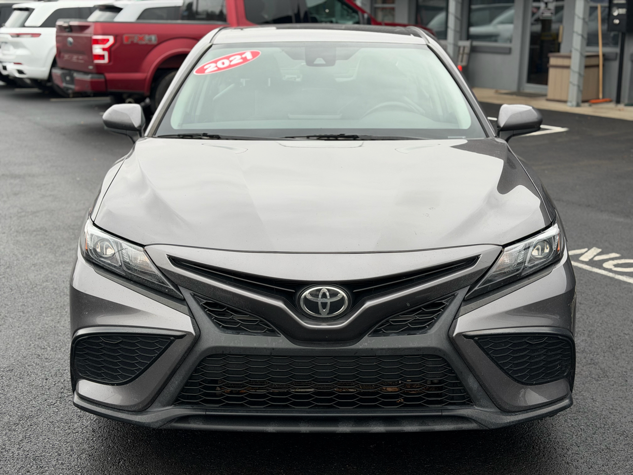Toyota Camry  2021