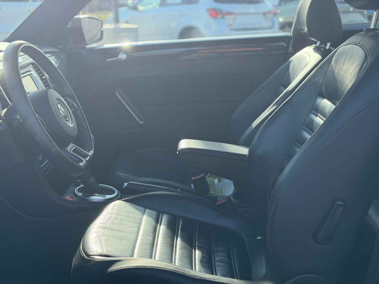 Volkswagen Beetle  2012