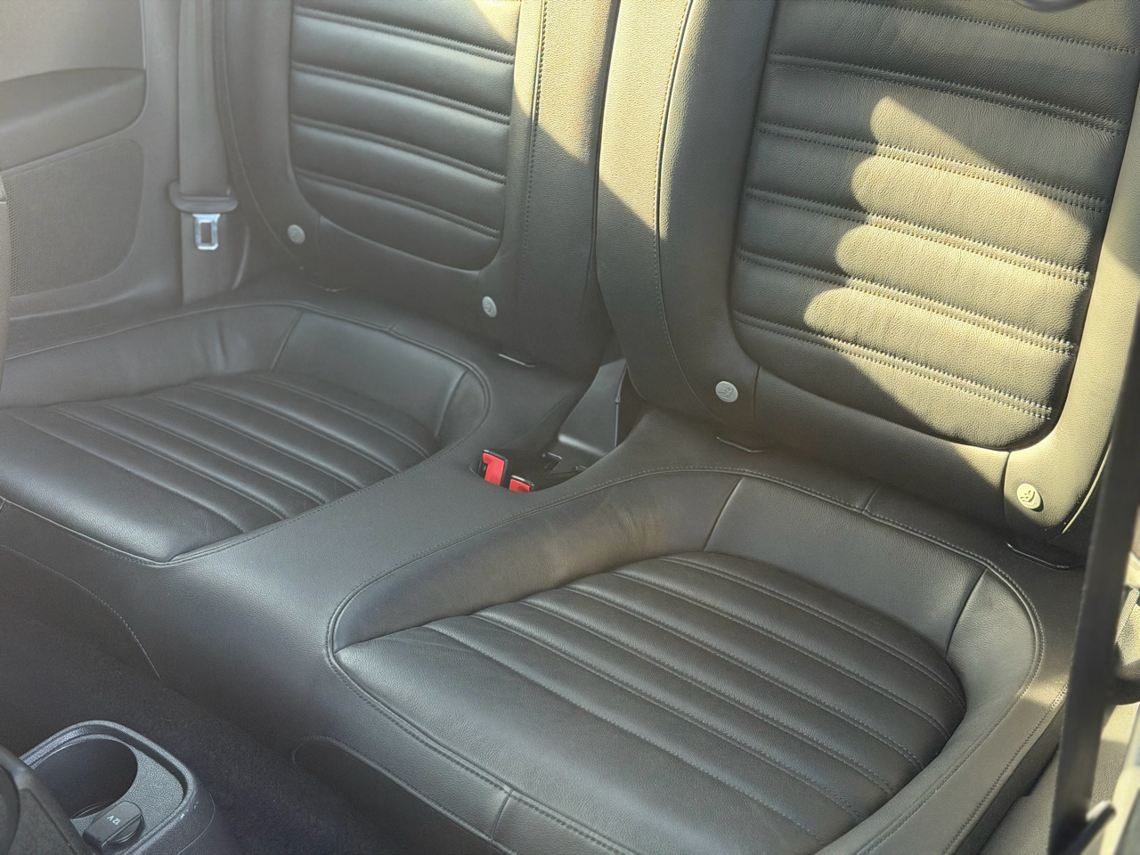 Volkswagen Beetle  2012