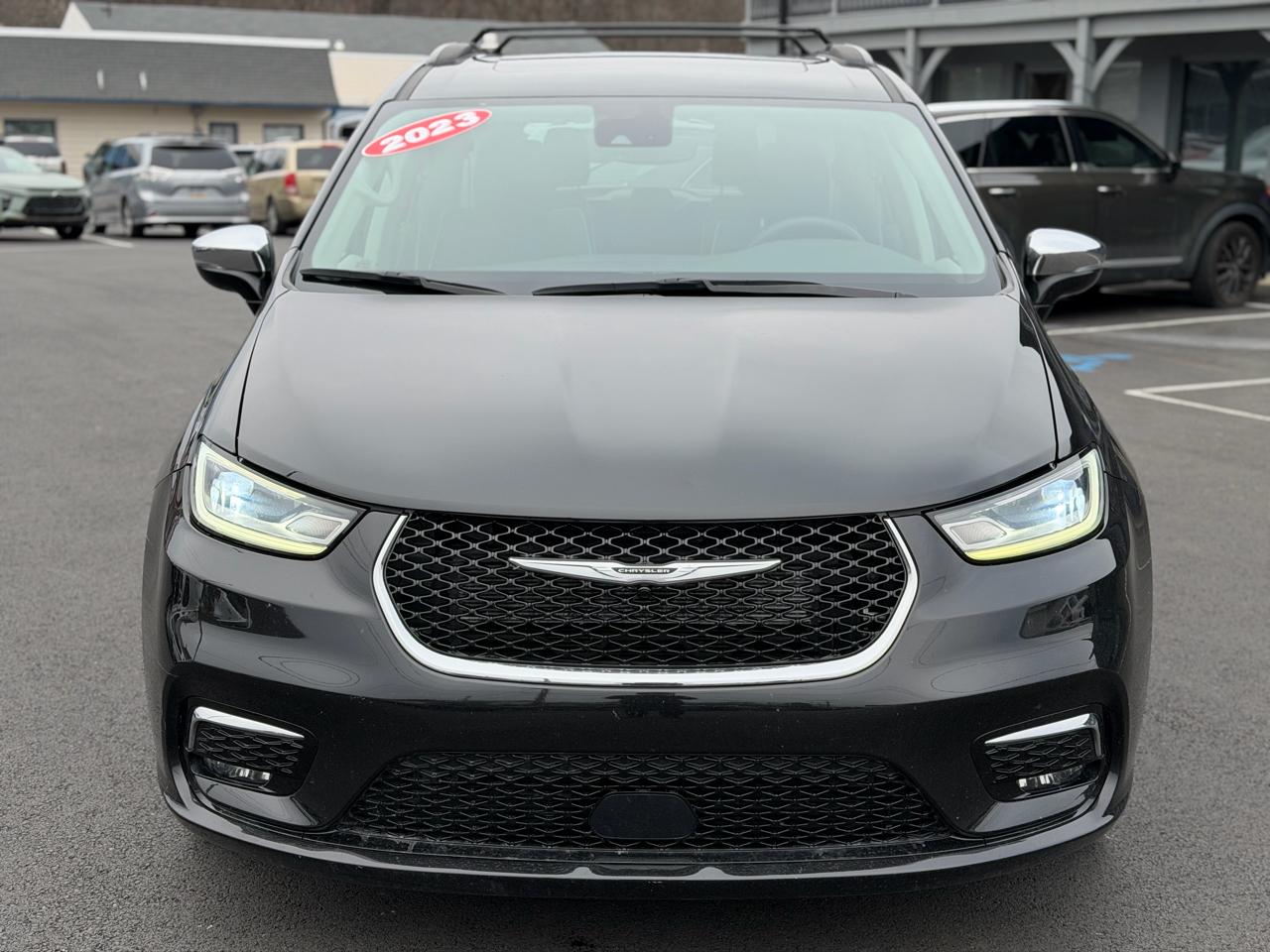 Chrysler Pacifica  2023