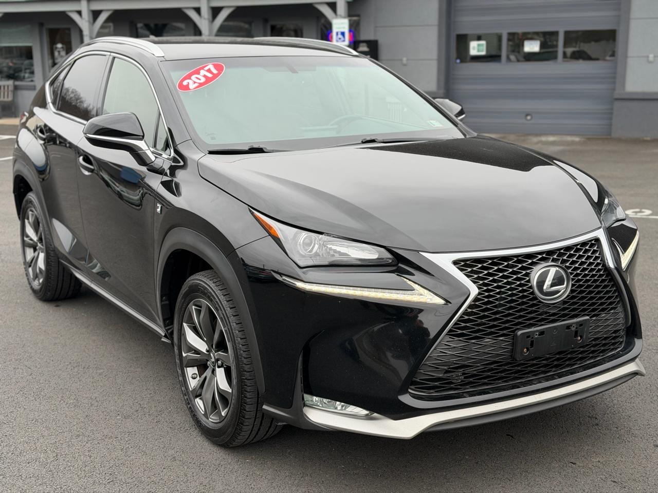 Lexus NX 200t  2017