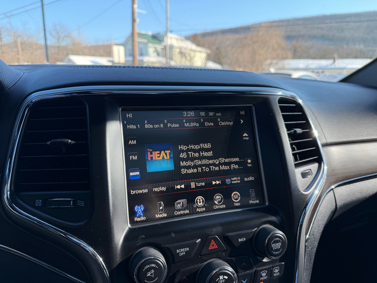 Jeep Grand Cherokee  2017