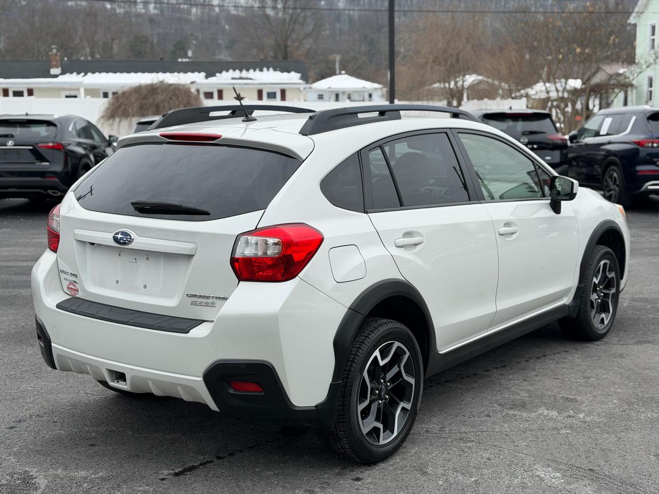 Subaru Crosstrek  2017