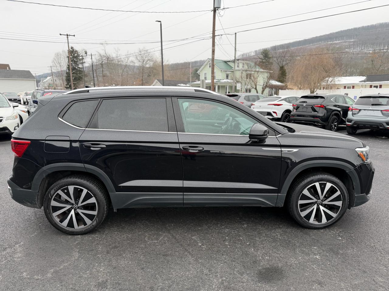 Volkswagen Taos  2022