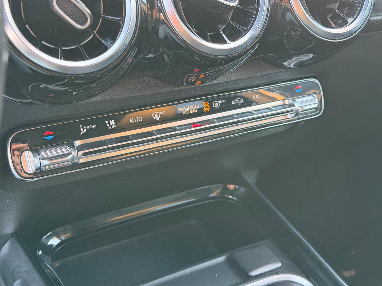 Mercedes-Benz GLB-Class  2020